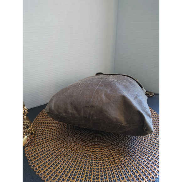 Matt & Nat Crossbody - Picture 9 of 10